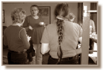 Seminarleiterin Erika Classen und Teilnehmer